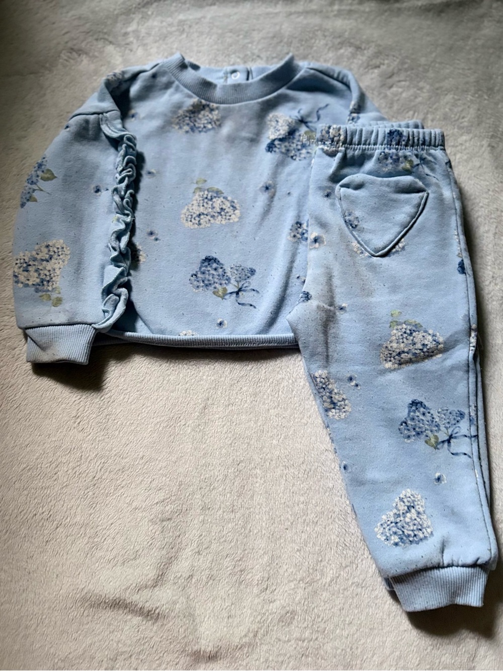 Paris Hilton Light Blue Floral Heart Jogger Set - Kids